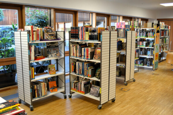 Bibliothek-MS-StLeonhard-001